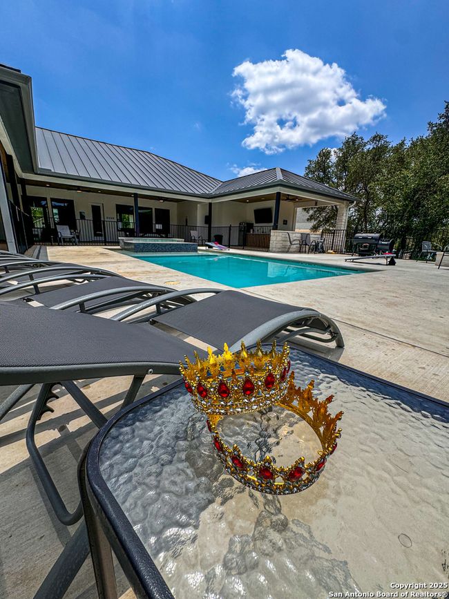 34 Lazy Dr, House other with 5 bedrooms, 6 bathrooms and null parking in Concan TX | Image 27