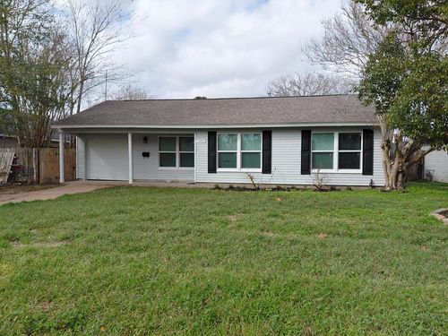 1105 Miller, Angleton, TX, 77515 | Card Image