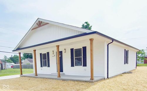 312 Vine St, Crothersville, IN, 47229-1125 | Card Image
