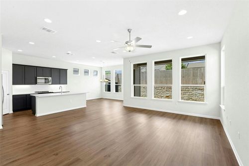 302-320 Creek Rd, Dripping Springs, TX, 78620-3438 | Card Image