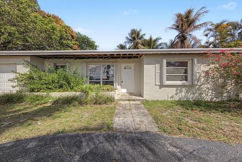 7730 W Lake Dr, Lake Clarke Shores, FL, 33406-8742 | Card Image