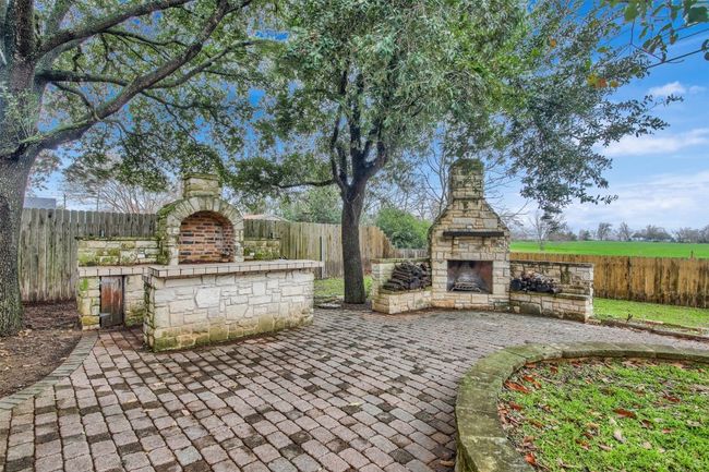 2300 Willow Ln, House other with 3 bedrooms, 2 bathrooms and 4 parking in Taylor TX | Image 34