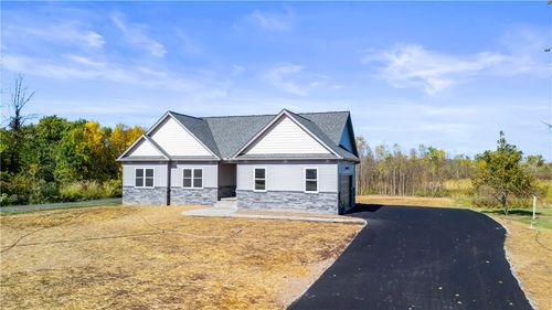 66 Parma Center Rd, Hilton, NY, 14468-9316 | Card Image