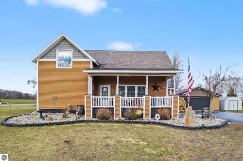 1031 N Jerome Road, Ithaca, MI, 48847 | Card Image