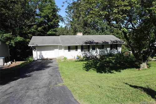 661 Warren Avenue, Mount Pleasant, NY, 10594 | Card Image