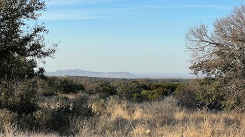 285 Comanche Creek Rd, Round Mountain, TX, 78663 | Card Image