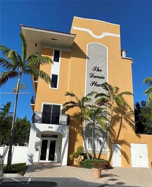 unit-5-555 E Dania Beach Blvd, Dania Beach, FL, 33004-3071 | Card Image