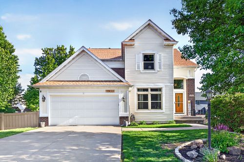 7422 Dakota Cir, West Des Moines, IA, 50266-2602 | Card Image