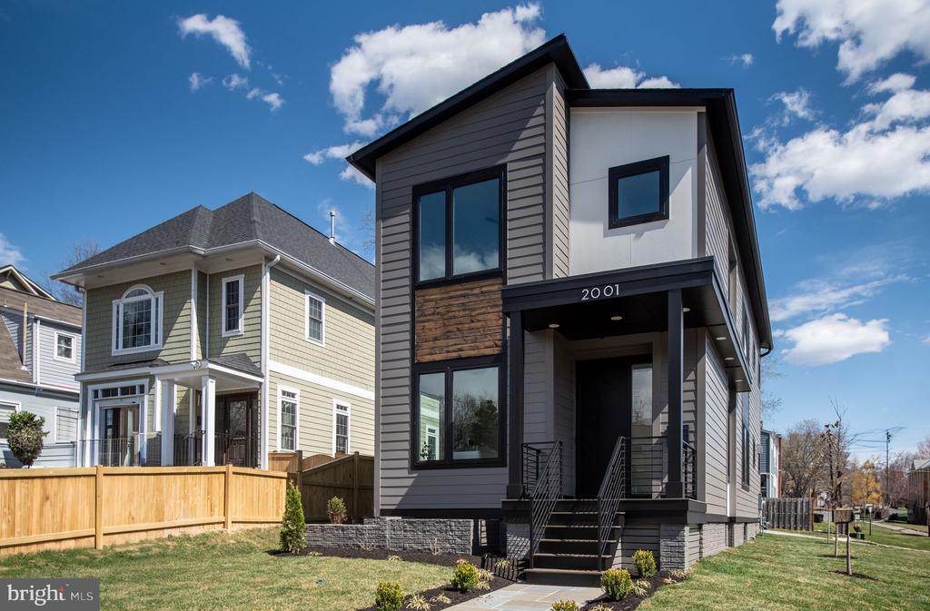 Residential Lease in ARLINGTON 5