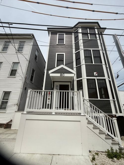 1-8C Ford St, Boston, MA, 02128 | Card Image