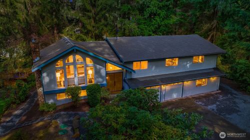 18527 182nd Ave Ne, Woodinville, WA, 98077-8255 | Card Image