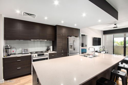 314-2300 E Campbell Ave, Phoenix, AZ, 85016-5592 | Card Image