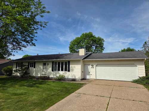 406 Hawthorn Ave, Marshfield, WI, 54449-3220 | Card Image