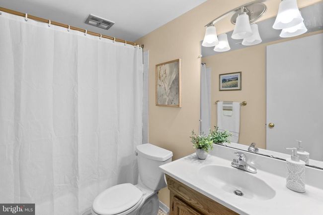 106-30 - 114 Duvall Ln, Condo with 2 bedrooms, 2 bathrooms and null parking in GAITHERSBURG MD | Image 22