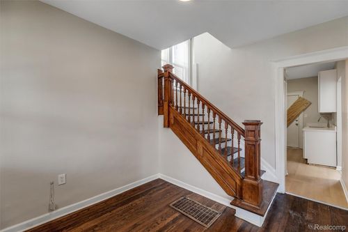 6182 15th Street, Detroit, MI, 48208 | Card Image