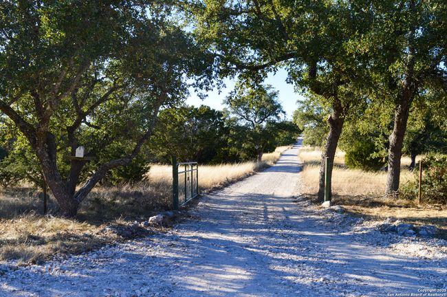 3527 Stapp Ranch Rd, Home with 2 bedrooms, 1 bathrooms and null parking in Junction TX | Image 9