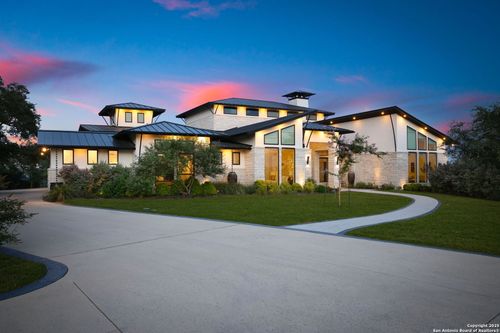 1534 Circolare, New Braunfels, TX, 78132-1887 | Card Image