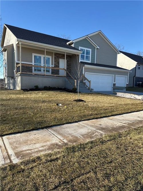 1336 N Holland Dr, Independence, MO, 64056-3116 | Card Image