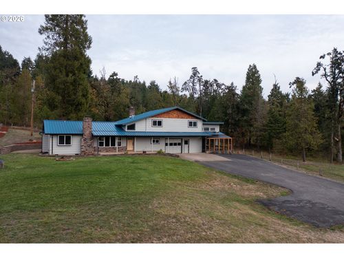 37075 Camp Creek Rd, Springfield, OR, 97478-8200 | Card Image