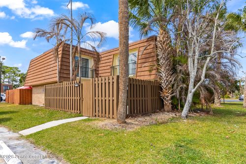 2117 Joshua Dr Ne, Palm Bay, FL, 32905-3043 | Card Image