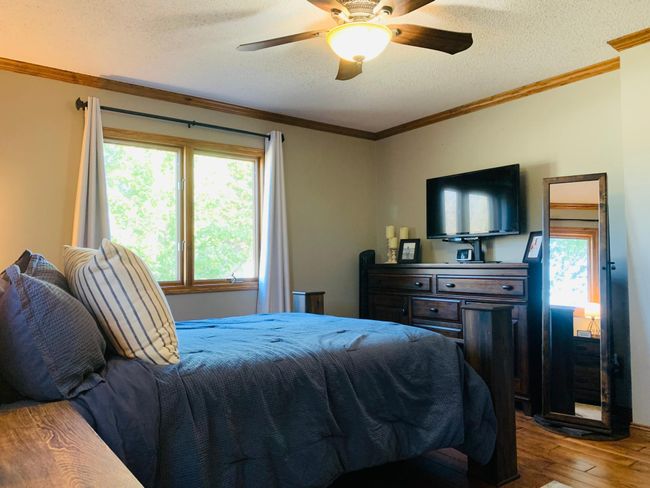 Primary Bed - Upper | Image 17
