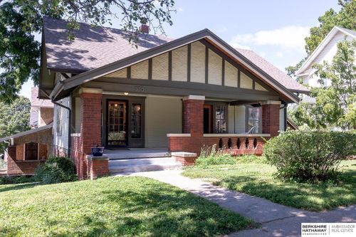 350 N 41st Ave, Omaha, NE, 68131-2240 | Card Image
