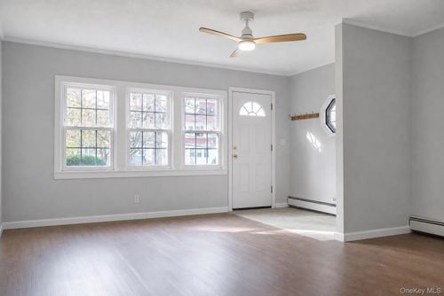 4317 249th St, Little Neck, NY, 11363-1622 | Card Image