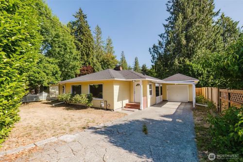 2513 Ne Helm St, Bremerton, WA, 98310-5209 | Card Image