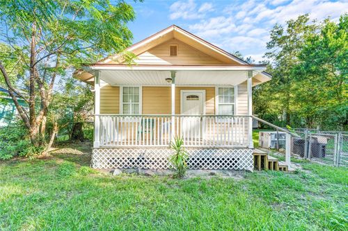 617 E 57th St, Jacksonville, FL, 32208-4808 | Card Image