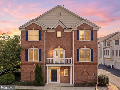2409 Huntington Park Dr, ALEXANDRIA, VA, 22303-2256 | Card Image