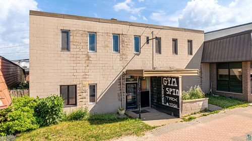 29 E Chapman St, Ely, MN, 55731-1227 | Card Image