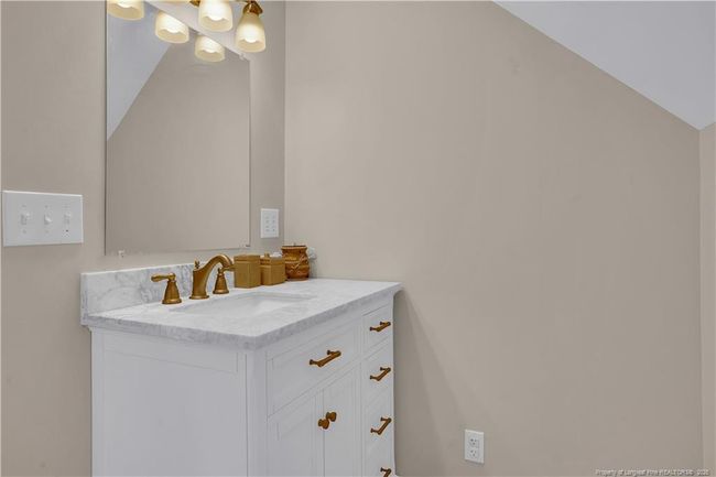 Photo 11 | Image 11