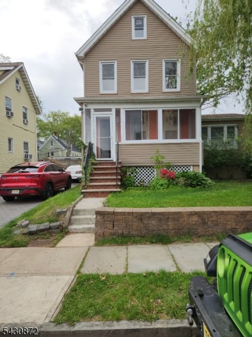 132 Eppirt St, East Orange, NJ, 07018-2409 | Card Image