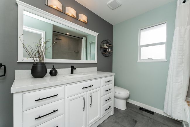 131 Aspenwood Dr, House other with 4 bedrooms, 4 bathrooms and 4 parking in Port Moody BC | Image 24