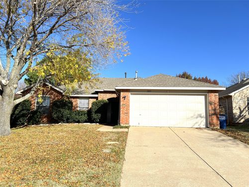 3203 Athens Dr, Corinth, TX, 76210-1708 | Card Image