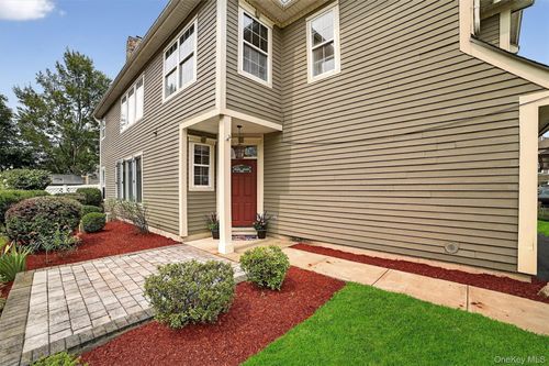 11 Scofield Ct, Peekskill, NY, 10566-6807 | Card Image