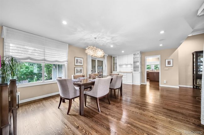 Dining Area off Kitchen | Image 8