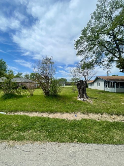 211 Flying Bridge Dr, Gun Barrel City, TX, 75156-5730 | Card Image