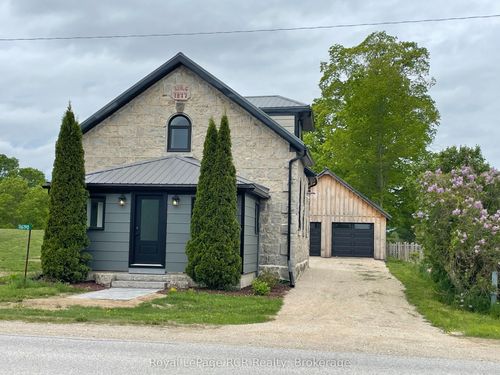 116190 Grey Rd 3, Chatsworth, ON, N0H1K0 | Card Image