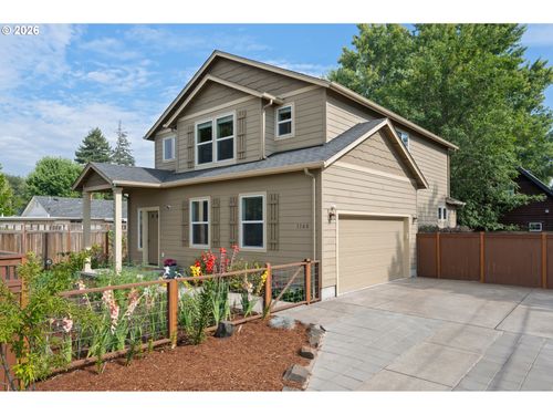 1148 W 21st Ave, Eugene, OR, 97405-2115 | Card Image