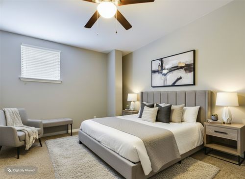 100-2502 Leon St, Austin, TX, 78705-4492 | Card Image