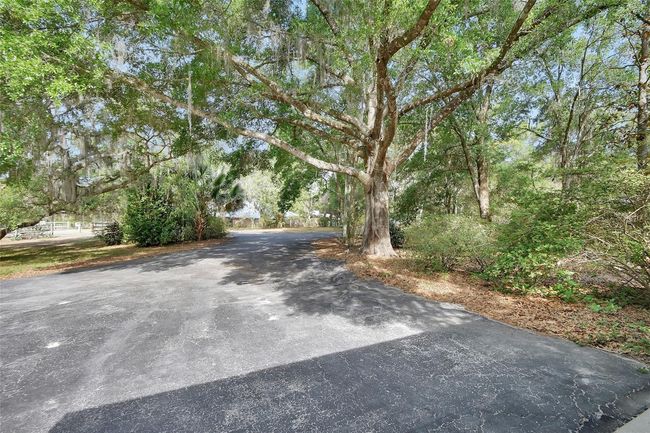 Driveway | Image 48