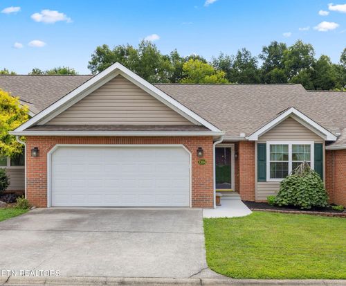 7304 Brook Run Way, Knoxville, TN, 37920-0804 | Card Image