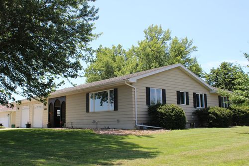 600 Venn St, Sherburn, MN, 56171-1108 | Card Image