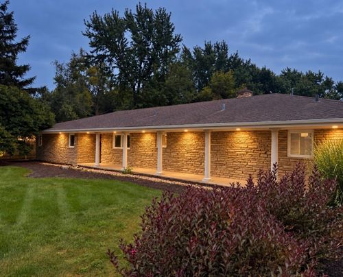 22W689 Elmwood Dr, Glen Ellyn, IL, 60137-6958 | Card Image