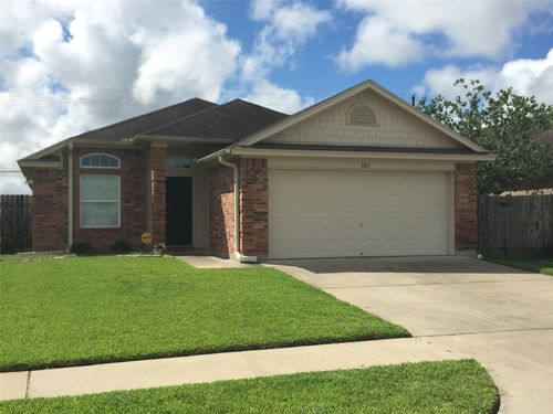 303 Sequoia Dr, Victoria, TX, 77904-3657 | Card Image