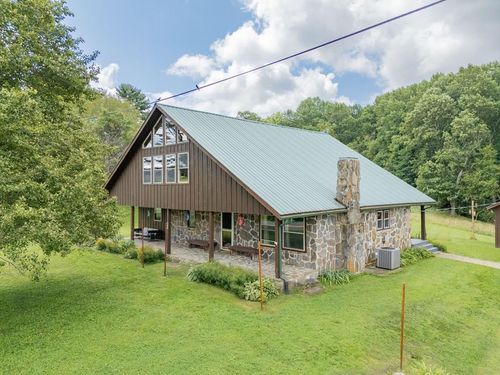 130 Volunteer Rd, Hillsville, VA, 24343-4072 | Card Image