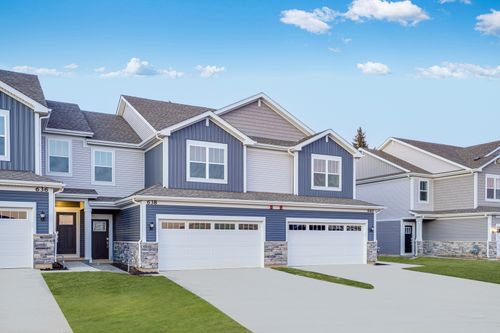 638 Cassia Ct, Crystal Lake, IL, 60012-2313 | Card Image