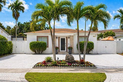 5270 Nw 2nd St, Miami, FL, 33126-5026 | Card Image