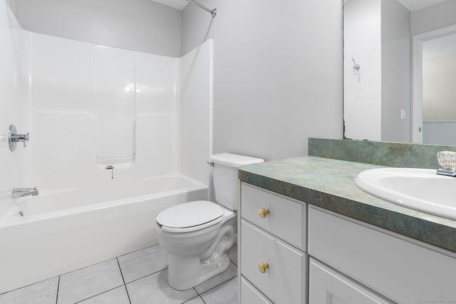 38 - 38 Marjorie Ln, Condo with 2 bedrooms, 2 bathrooms and 2 parking in Manchester CT | Image 16